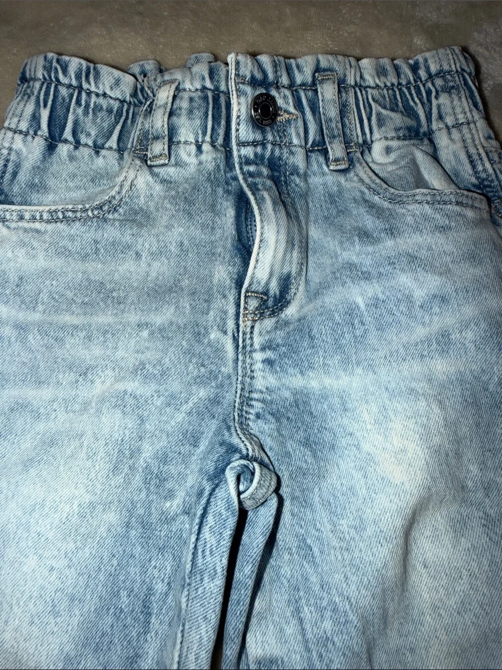 GAP Men's Light Blue Slim Straight Jeans